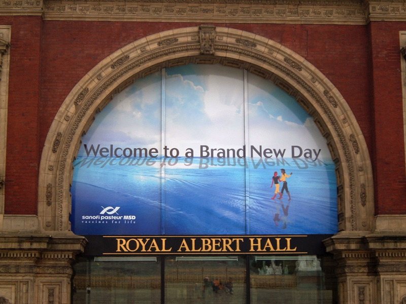 Arched large format banner above the entrance of the Royal Albert Hall, printed by Superchrome